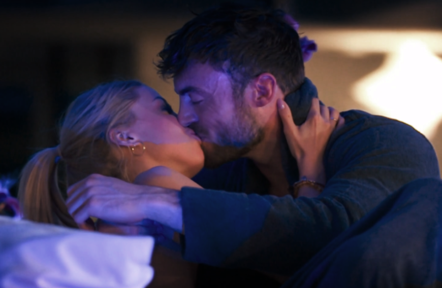 Nachdem sich der Bachelor und Kandidatin Denise bei ihrem Einzeldate näher kommen ...
