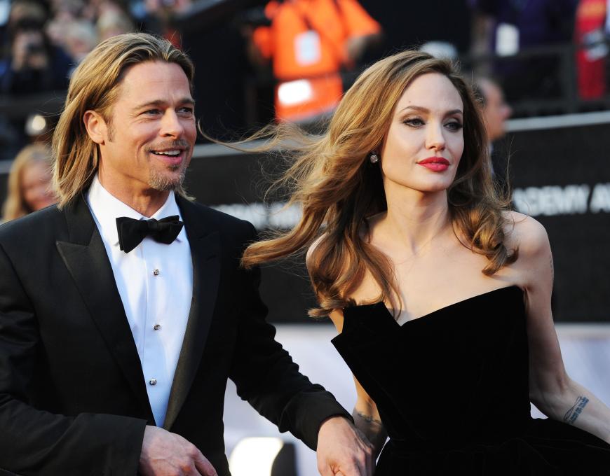 Von dem Gewinn könnte sie ihre Geldsorgen beenden, die durch den Scheidungskrieg mit Brad Pitt entstanden sein sollen.