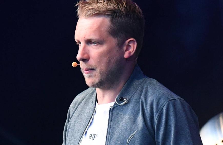 Wer hätte das gedacht? Oliver Pocher gab jetzt unerwartet offen zu, dass er sich im Umgang mit seinem neugeborenen Sohn überfordert fühlt.
