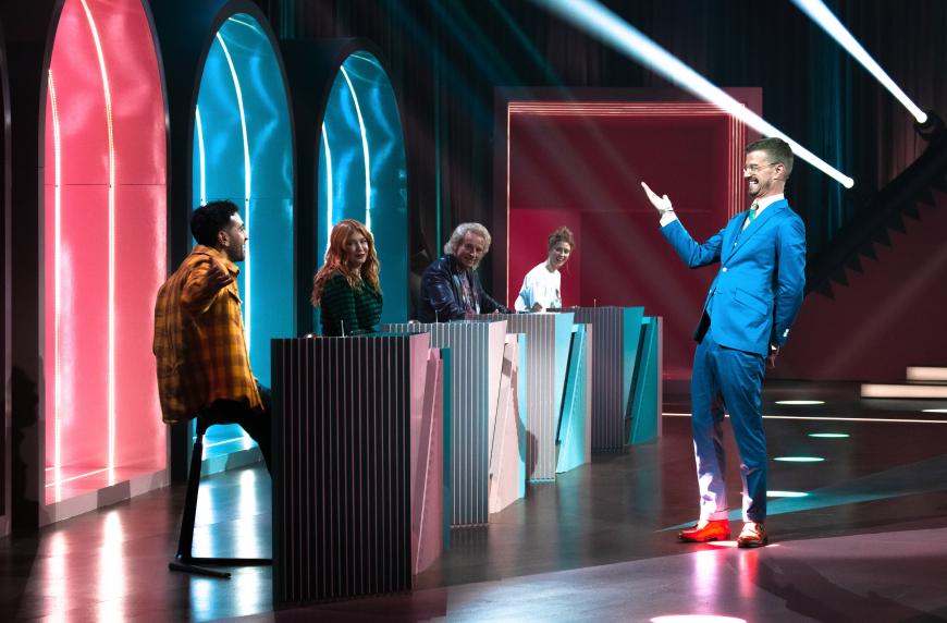 Seit Beginn des Jahres sitzen Palina Rojinski, Elyas M'Barek und Thomas Gottschalk zusammen mit Joko Winterscheidt in dem neuen Format.