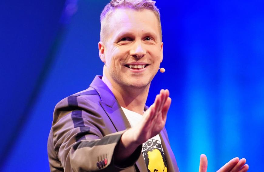 Wer sich darüber besonders freut: Comedian Oliver Pocher, der schon vor Wochen dazu aufrief, das Profil des Musikers zu melden.