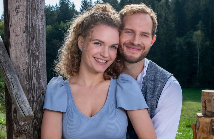 In der 17. Staffel der Telenovela geht es hauptsächlich um das Traumpaar Maja (Christina Arends) und Florian (Arne Löber).