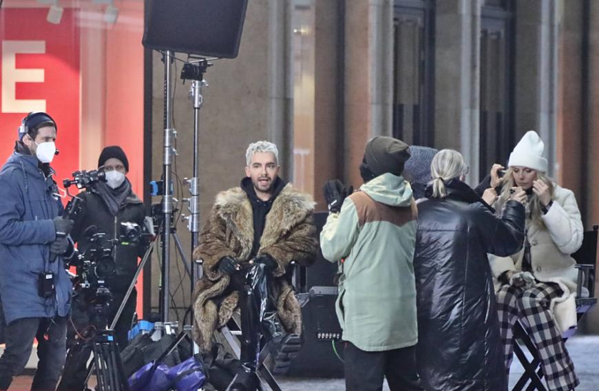 Weil Heidi die aktuelle GNTM-Staffel in Berlin drehen musste, zog sie gemeinsam mit ihren Kindern und Ehemann Tom Kaulitz für einige Monate in die deutsche Hauptstadt. Das hatte zur Folge, dass Leni und Freund Aris sich mehrere Wochen nicht sehen konnten, doch seit Kurzem sind die beiden wieder vereint.