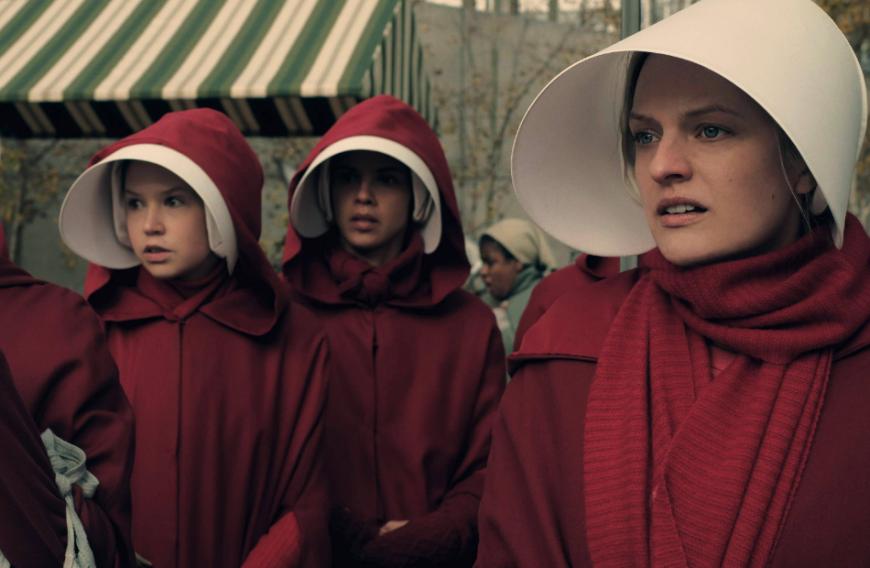 Auch ein möglicher Serientod von June Osbourne, gespielt von Elisabeth Moss, ist denkbar.