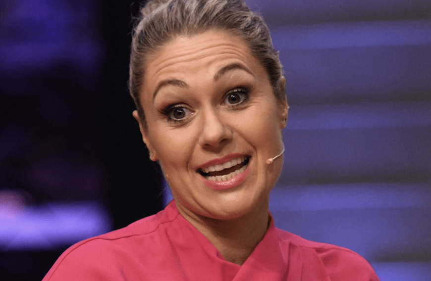 Weil ihre Kehrseite derzeit immer stärker an Aufmerksamkeit gewinnt, gab Ruth Moschner nun ein Statement via Instagram ab.