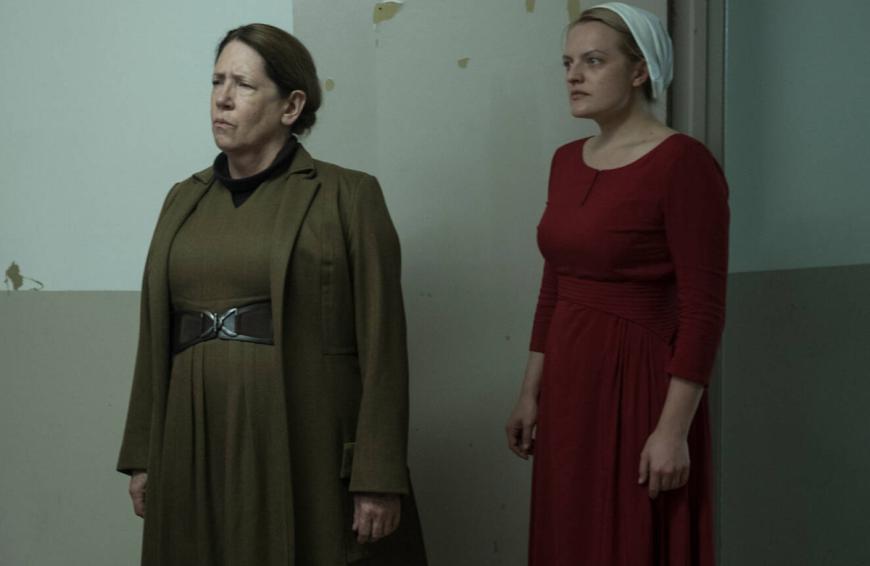 Außerdem kommt es zum Showdown mit Tante Lydia (Ann Dowd)!
