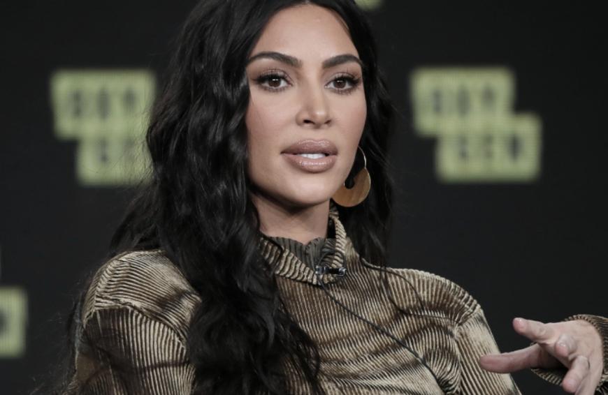 Bahnt sich hier etwa doch eine Schlammschlacht an? Kim Kardashian soll vor Gericht erwirken wollen, dass Kanye West die vier gemeinsamen Kinder nicht alleine sehen darf.
