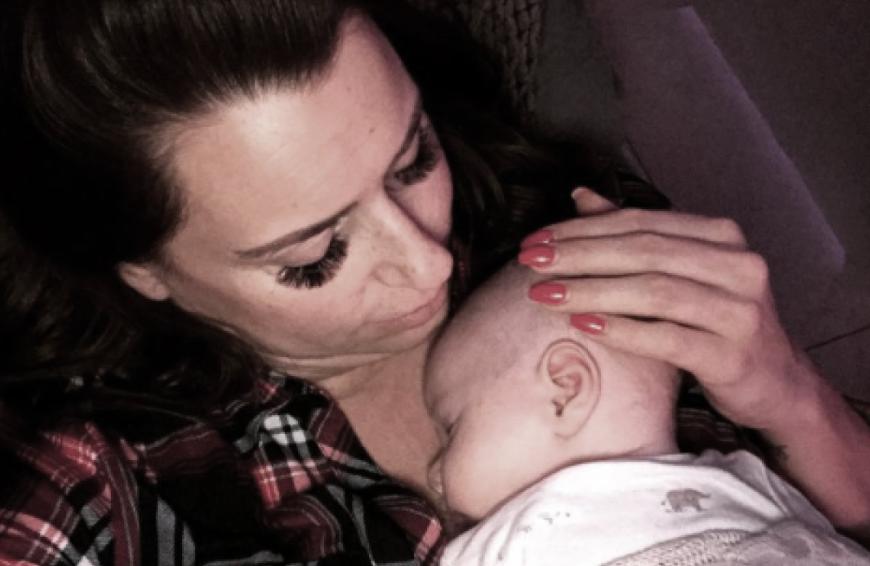 Virginia Weiß mit Baby Aspyn:
