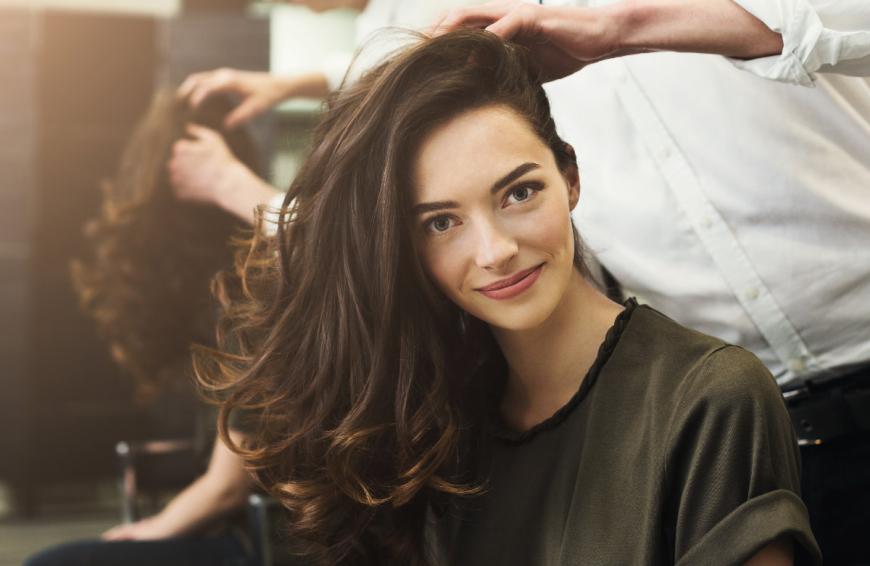 Viele Drogerie-Produkte können nicht mit teuren Salon-Marken mithalten.