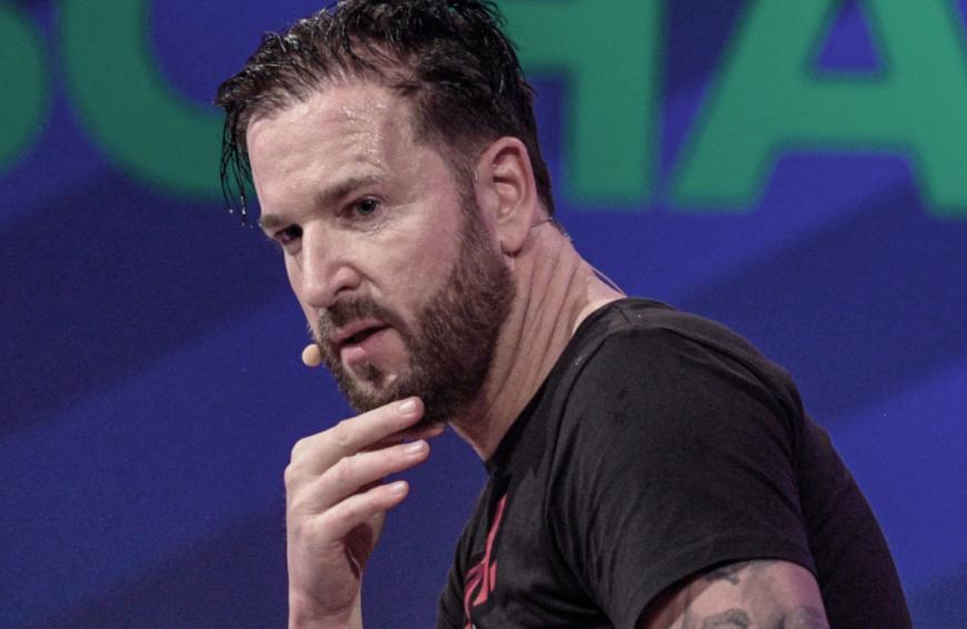 Seit dem DSDS-Aus des 48-Jährigen und das damit einhergehende Outing als Corona-Verschwörungstheoretiker sorgt Michael Wendler fast täglich für Negativ-Schlagzeilen.