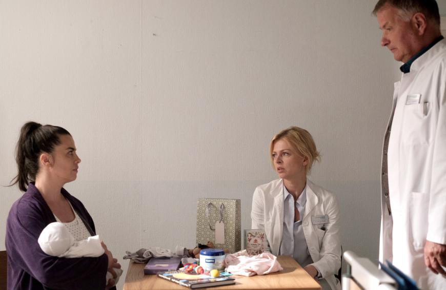 Dr. Heilmann und sein Team stehen vor einer schweren Entscheidung. Hängt von ihr das Fortbestehen der ganzen Klinik ab?