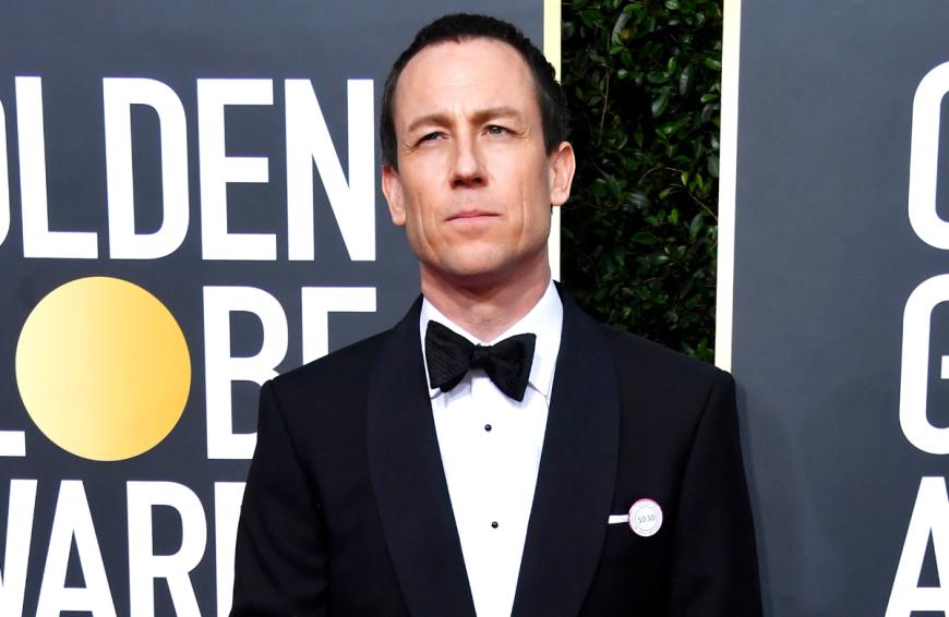 als auch Tobias Menzies verabschieden sich von ihm.