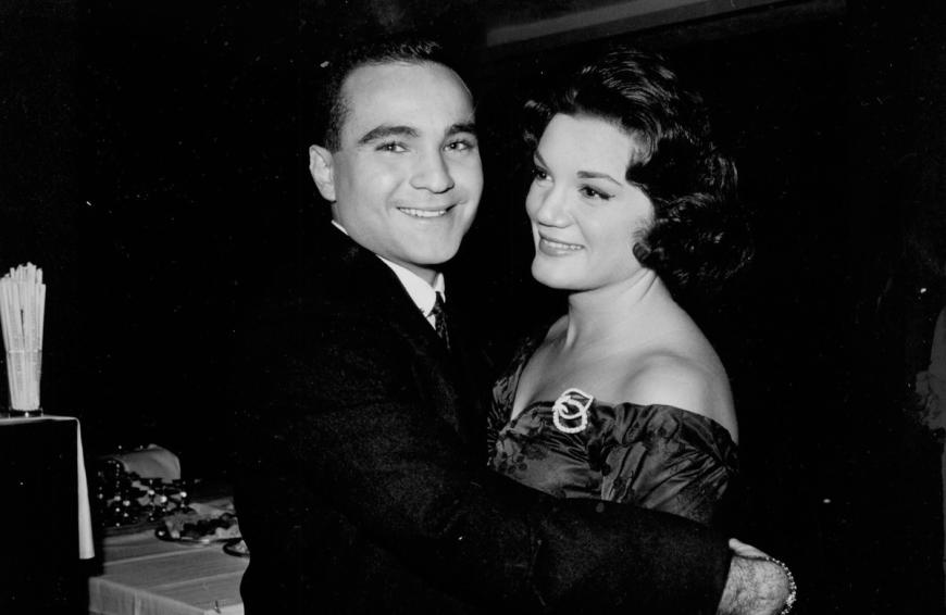 Connie Francis und ihr geliebter Bruder George 1961.
