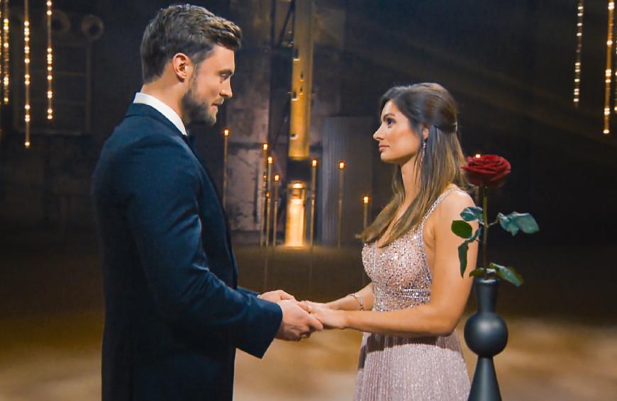 In letzter Zeit wird der Rosenkavalier immer wieder mit der Zweitplatzierten Michèle de Roos gesichtet.