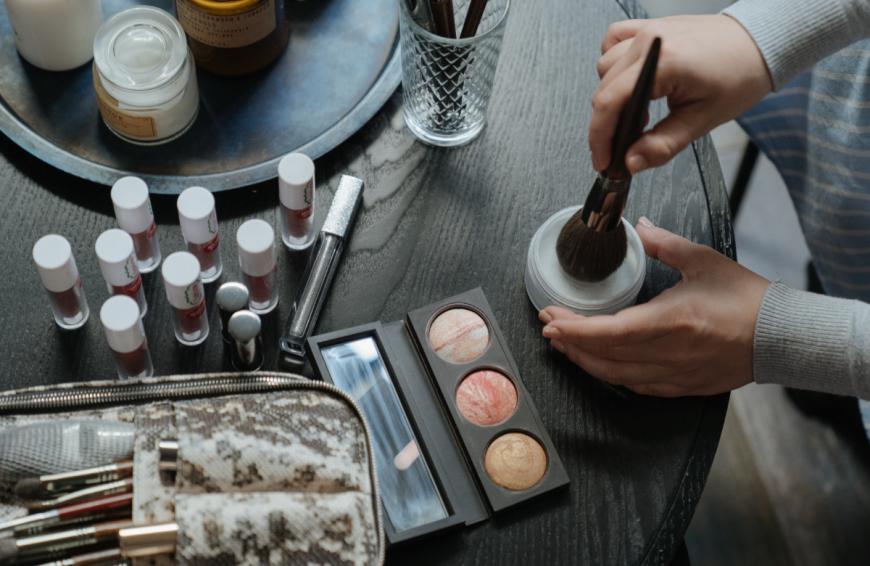 Das sind die 5 größten Beauty-Trends aus dem Bereich E-Commerce. 