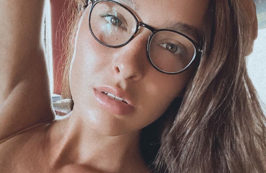 So verriet die 22-Jährige, dass sie noch nie in einer Beziehung war.