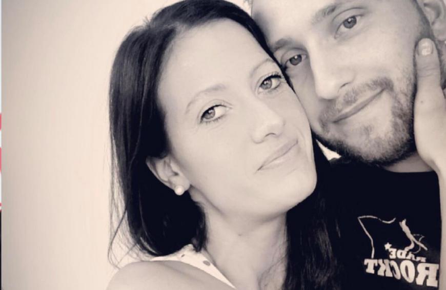 ... doch nicht nur das: Denise Munding und ihr Liebster Nils erfreuen sich auch Wochen nach den