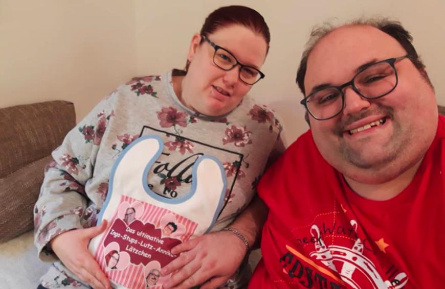 ... was ihnen zu ihrem Glück noch fehlt: Ein Baby! Bislang hat es mit der Schwangerschaft einfach noch nicht geklappt.