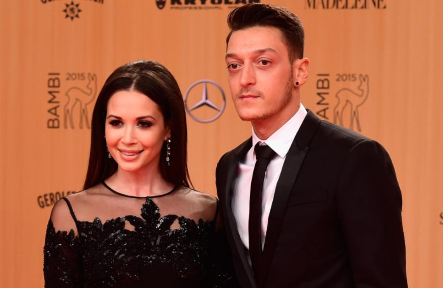 Knapp fünf Jahre ist das Liebes-Aus mit Mesut Özil her.
