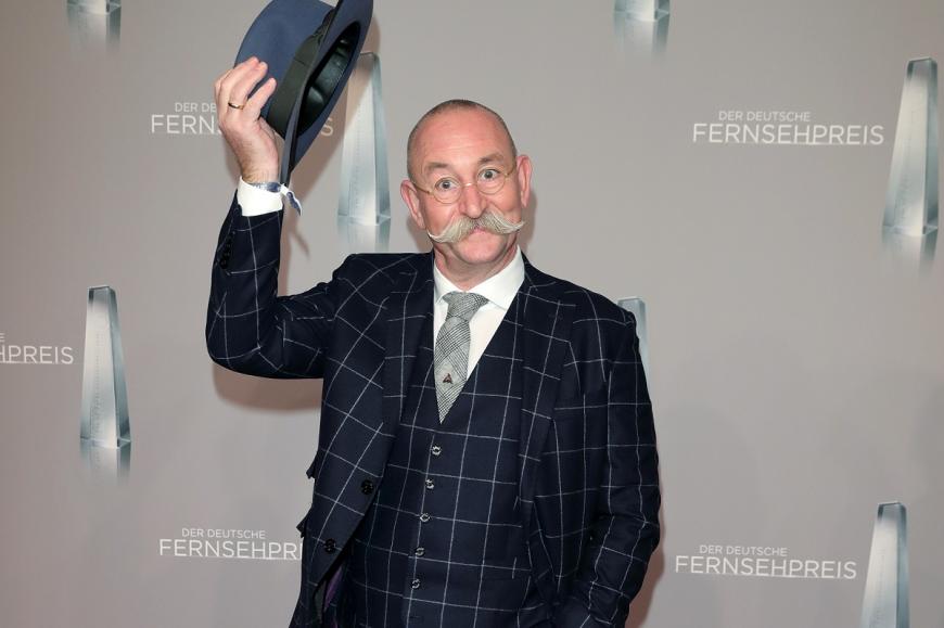 Doch wie echt ist die Show um den Moderator wirklich?