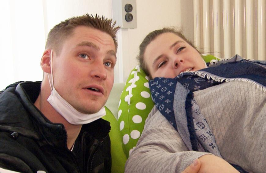 Peter und Sarafina Wollny sind Eltern geworden: Die Zwillinge mussten in der Nacht vom 17. auf den 18. Mai per Notkaiserschnitt geholt werden.