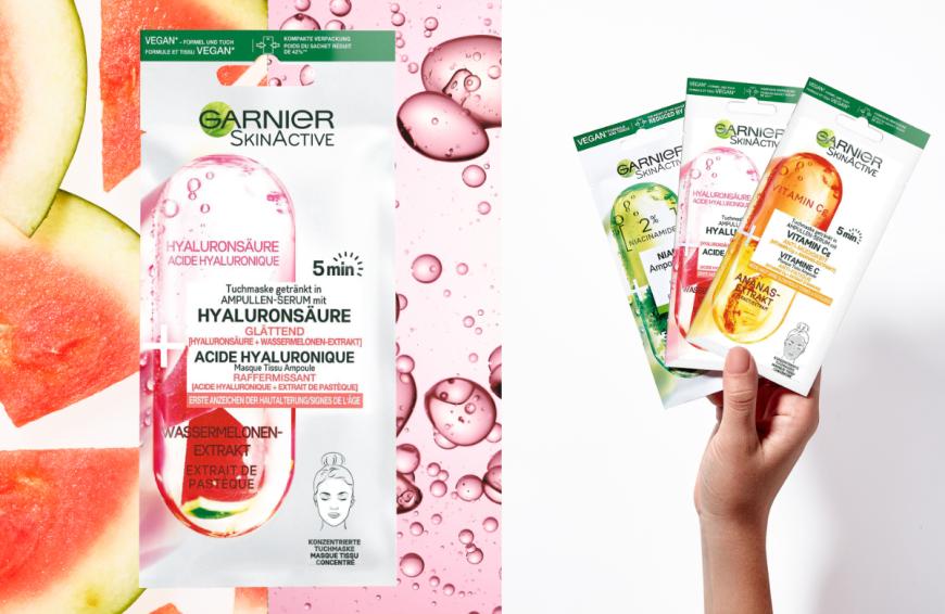 Wünschst du deiner Haut auch einen Frische-Kick in nur 5 Minuten? Dann entdecke jetzt die neuen Tuchmasken mit Ampullen-Serum - natürlich von Garnier! Unsere höchste Konzentration an Wirkstoffen vereint mit Superfoods in einer Maske, schenken deiner Haut direkt eine gesund strahlende Haut. Entdecke deine passende Tuchmaske mit Ampullen-Serum: Hyaluronsäure + Wassermelone wirken glättend, während Vitamin C + Ananas für Anti-Müdigkeit sorgen. Schnell & effektiv – die neuen Tuchmasken mit Ampullen-Serum von Garnier. Probiere Sie aus und schenke dir 5 Minuten Me-Time! Erfahre mehr unter: https://www.garnier.de/gesichtspflege/gesichtspflege-marken/tuchmasken-mit-ampullenserum