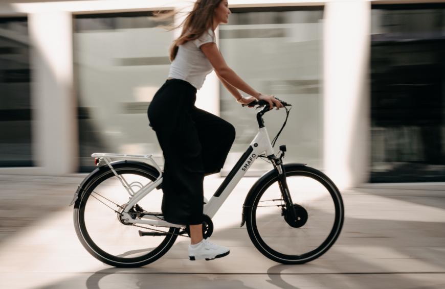 Mit Spaß abnehmen? Mit einem E-Bike ist das möglich. 