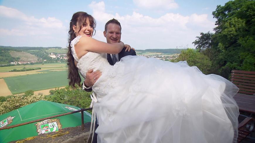 2018: Jörg und Vanessa
Bereits 2017 verliebten sich Landwirt Jörg und seine Vanessa in der 12. Staffel der Kuppelshow