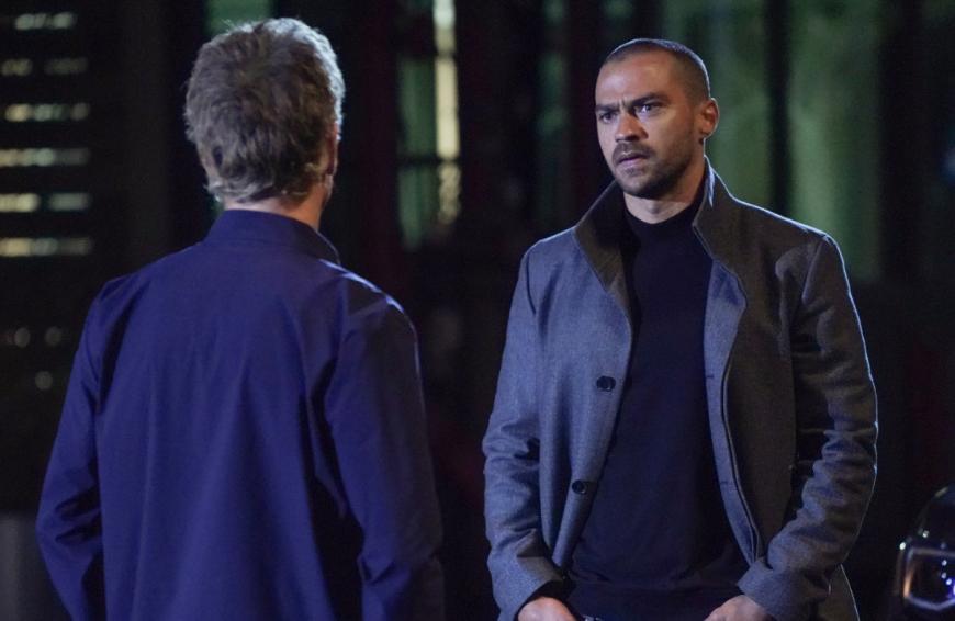 Wie Dr. Jackson Avery (Jesse Williams) verlässt er Seattle, um in Boston einen Neustart zu wagen.