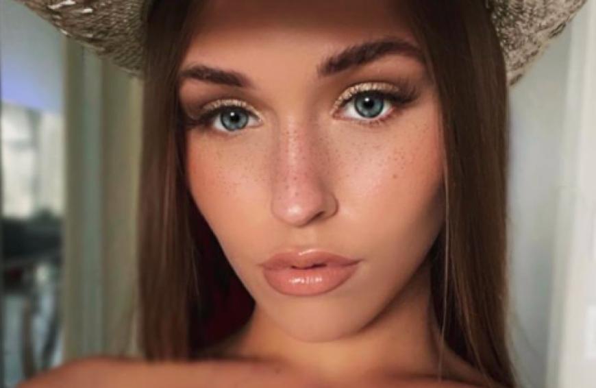 Am 27. Februar zeigte sich die sonst so rege Influencerin vorerst zum letzten Mal auf Instagram. Im Cowboy-Look machte sie keinen besonders glücklichen Eindruck!