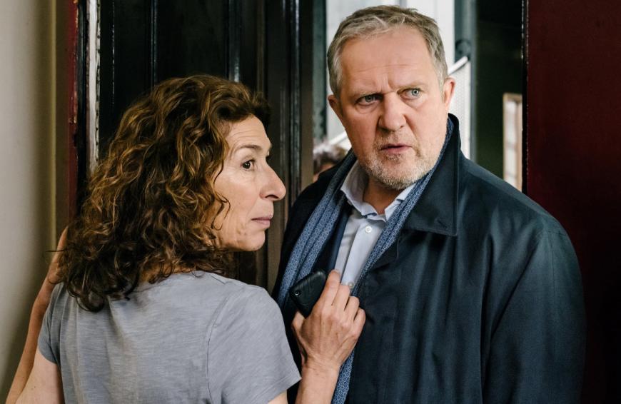 Das geschätzte Gehalt des Ermittler-Duos Adele Neuhauser und Harald Krassnitzer soll bei rund 70.000 Euro pro Einsatz liegen.