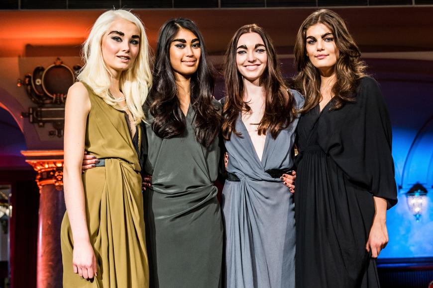 Vanessa Fuchs (l.) setzte sich in der abgespeckten Final-Show in New York gegen ihre Konkurrentinnen Katharina Wandrowsky, Anuthida Ploypetch und Ajsa Selimovic durch. OK! traf sie kurz danach zum exklusiven Beauty-Talk.