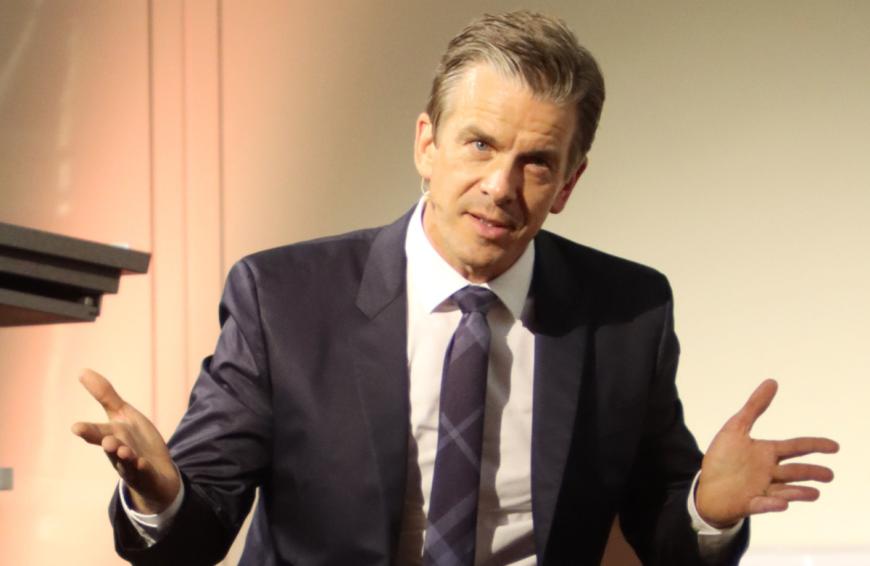 Seit 2008 lädt Markus Lanz Promis und Experten von Dienstag bis Donnerstag in seine gleichnamige Sendung ein und scheut sich nicht vor unagenehmen Diskussionen.