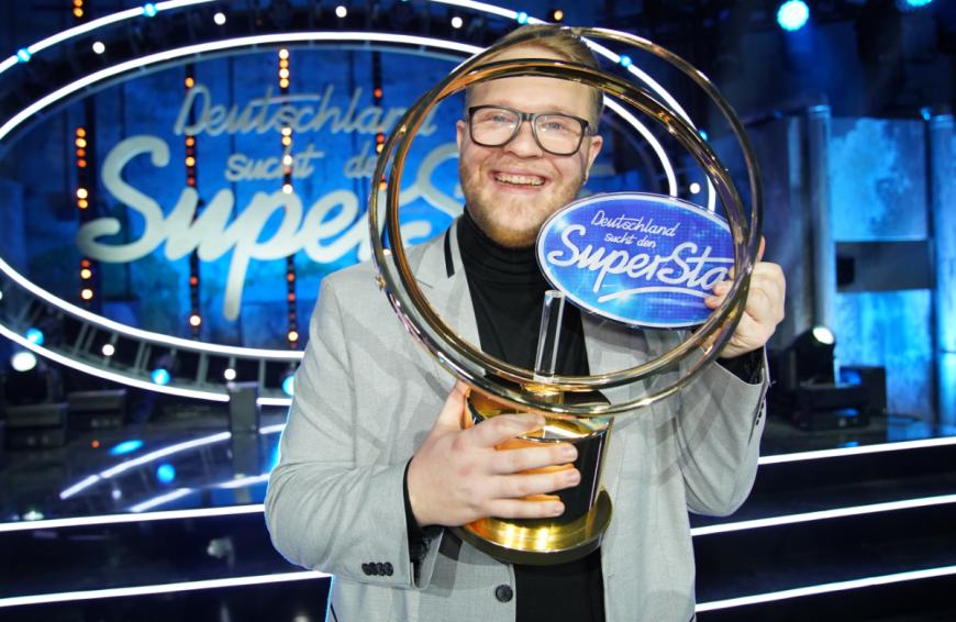 Möglicherweise ein neues Album? Noch kurz nach seinem DSDS-Sieg Anfang April hieß es, dass es kein volles Album von Jan-Marten Block geben wird. Hat sich das jetzt vielleicht geändert?