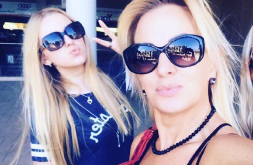 Mama Claudia Norberg dürfte sich darüber freuen, dass ihre Tochter nicht mehr bei Ex Michael Wendler lebt. Für den Umzug von Adeline Norberg nach Los Angeles unterbrach sie sogar ihre Social-Media-Pause!