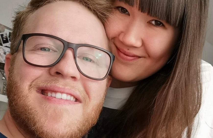... der Musiker hat sein Liebesglück mit Freundin Yasmin eigentlich längst gefunden - trotzdem tauchte nun ein Bild von ihm bei Tinder auf!