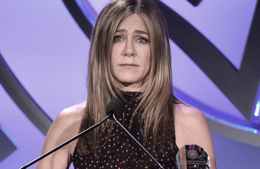 Ex-Frau Jennifer Aniston soll ganz und gar nicht begeistert über die neue Liebe ihres Verflossenen sein. Laut eines Insiders habe sie bis zuletzt auf ein Liebescomeback gehofft.