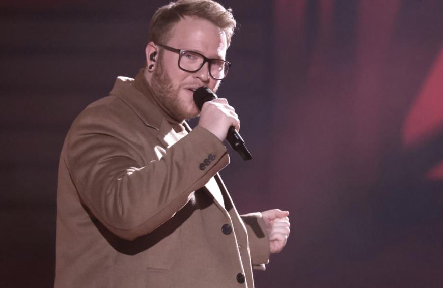 Der Grund: Seit seinem DSDS-Sieg Anfang April gab es bislang keinen musikalischen Nachschub von dem Sänger.