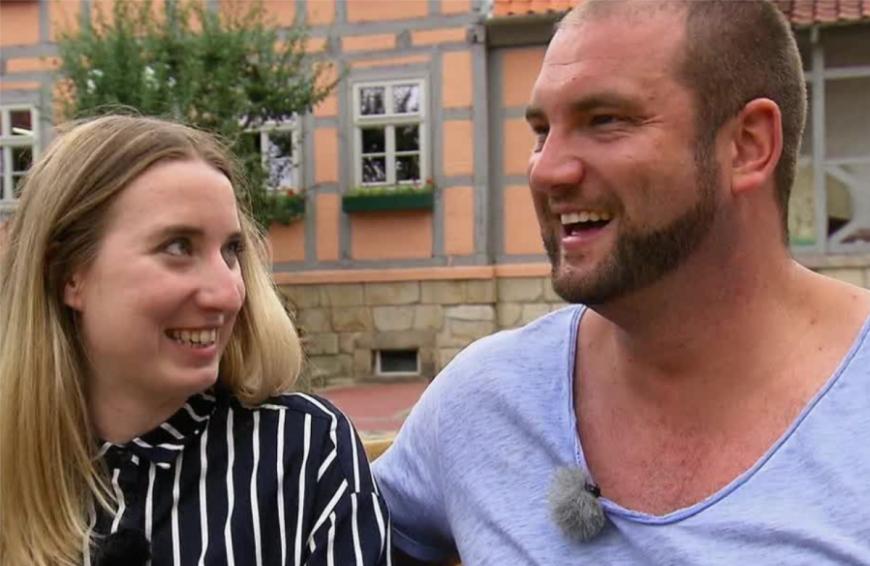 Nach ihrer traumhaften Hochzeit dauerte es nicht lange, bis die 29-Jährige schwanger wurde und im Dezember 2020 ihren kleinen Sohn auf die Welt brachte.