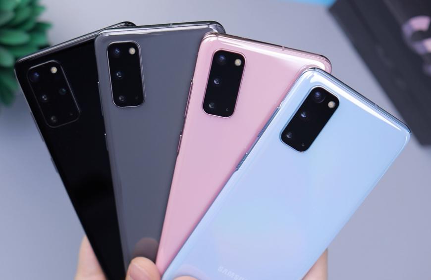 Zu den Must-haves des Sommers gehört oft auch ein neues Smartphone. Hier findest du tolle Tipps und Tricks. 