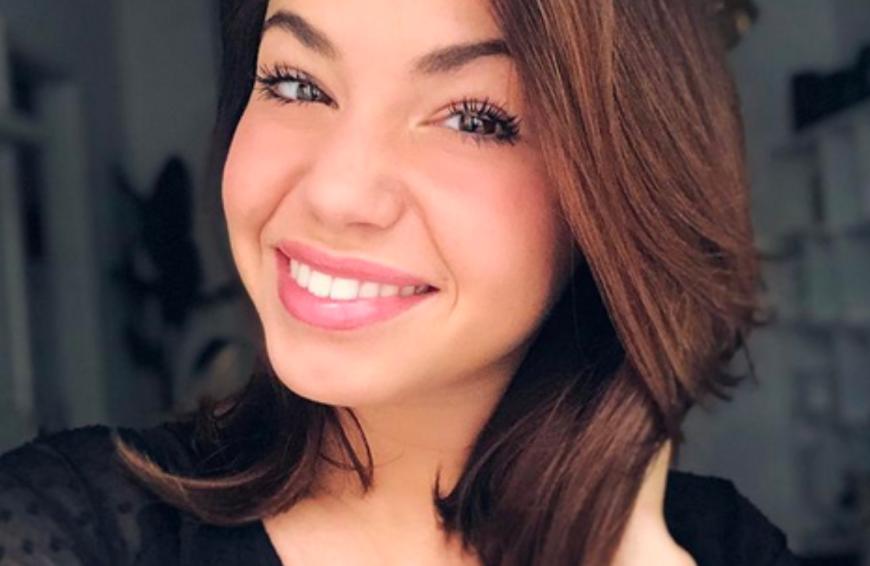 Du wünschst dir lange und volumniöse Wimpern, wie die von Christina Luft? Kein Problem! Die "Let's Dance"-Beauty verriet jetzt, auf welche Mascara aus der Drogerie sie nicht aus dem Haus geht!