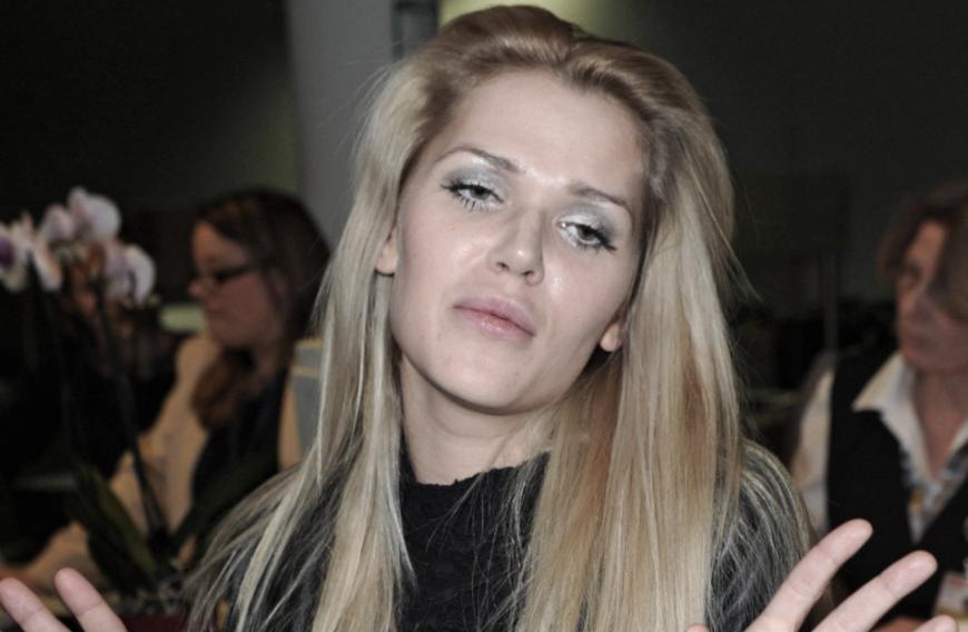 Sara Kulka ist zweifache Mutter und derzeit alleinerziehend.