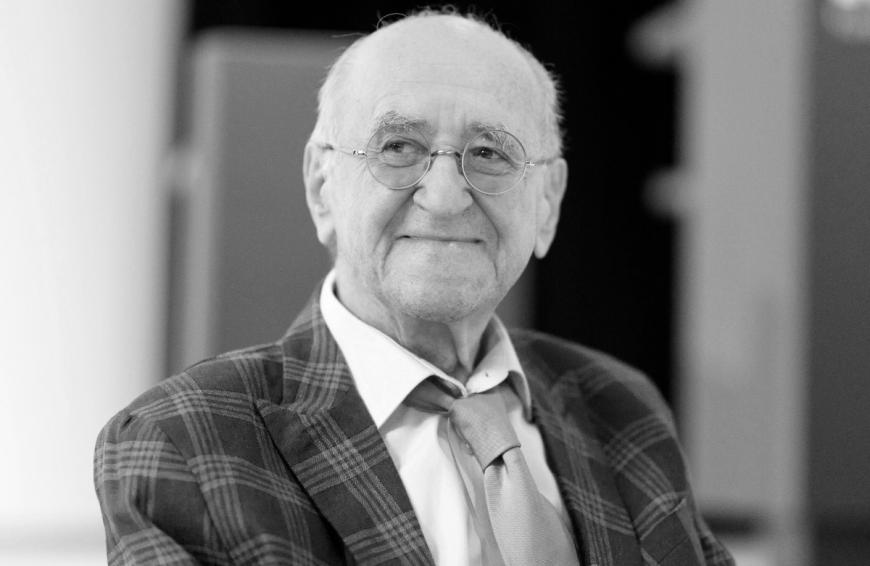 Traurige Neuigkeiten: Alfred Biolek ist gestorben.
