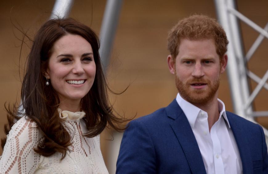 Die beiden hatten lange ein gutes Verhältnis, doch seit Harrys Abkehr von der Königsfamilie, soll sich das drastisch geändert haben. Und die neueste Entwicklung trägt wohl auch nicht dazu bei, dass sich das so schnell ändert...