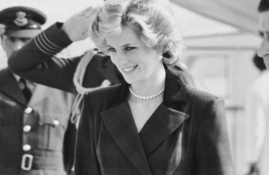 Sie ist sich sicher: Diana wäre stolz auf ihren jüngsten Sohn und dessen Ehefrau.