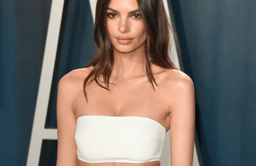 Du suchst den perfekten trägerlosen BH für deine liebsten Sommer-Outfits? Wir haben ein Modell entdeckt, das nicht nur total beliebt bei den Userinnen ist, sondern mit dem lästiges Verrutschen ein für alle Mal der Vergangenheit angehört.