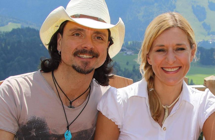 Stefanie Hertel und Lanny Lanner wollen nach ihrer standesamtlichen Hochzeit auch kirchlich heiraten.
