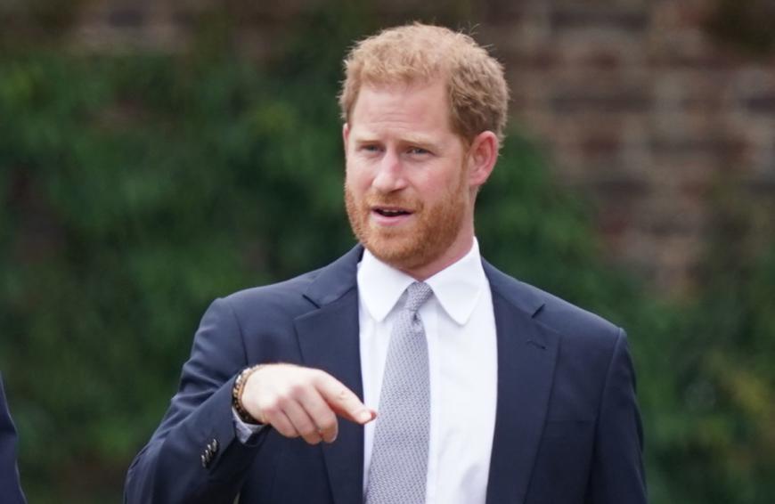 Prinz Harry hat mit seinem Abschied aus England und seinen ständigen Attacken auf das Königshaus für allerhand Aufruhr gesorgt.