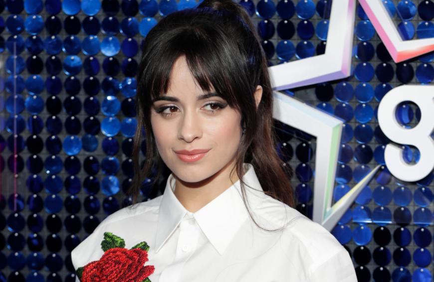 Sängerin Camila Cabello gab zu, dass sie bei einem Besuch im Kensington-Palast etwas hat mitgehen lassen...