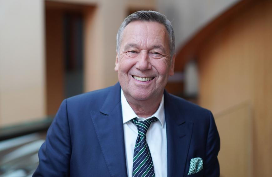 Roland Kaiser freut sich, endlich wieder Musik mit seiner Band vor Publikum machen zu können.